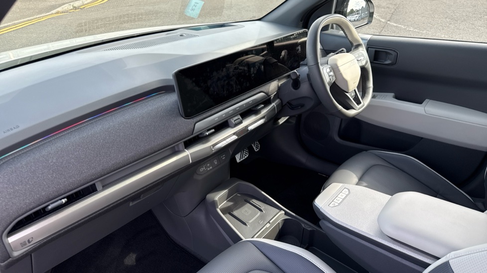 Kia EV3 150kW GT-Line S 81.4kWh 5dr Auto Electric Estate - Image 9