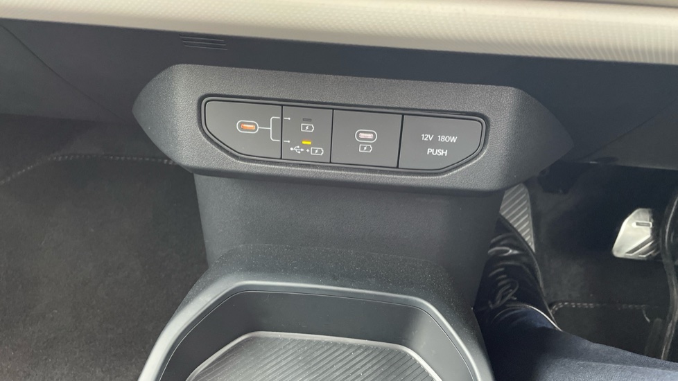 Kia EV4 150kW GT-Line 81kWh 5dr Auto Electric Hatchback - Image 45