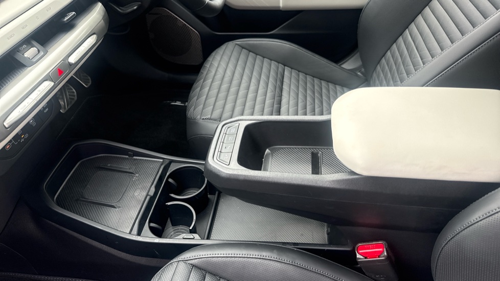 Kia EV4 150kW GT-Line S 81kWh 4dr Auto Electric Saloon - Image 13