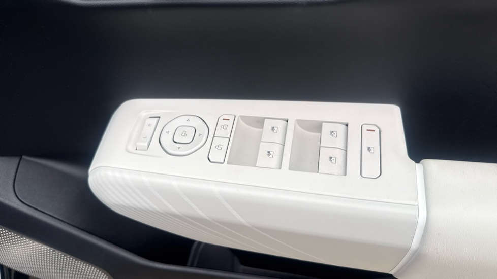 Kia EV4 150kW GT-Line S 81kWh 4dr Auto Electric Saloon - Image 33