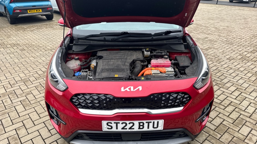Kia Niro 1.6 GDi Hybrid 2 5dr DCT Hybrid Estate - Image 8
