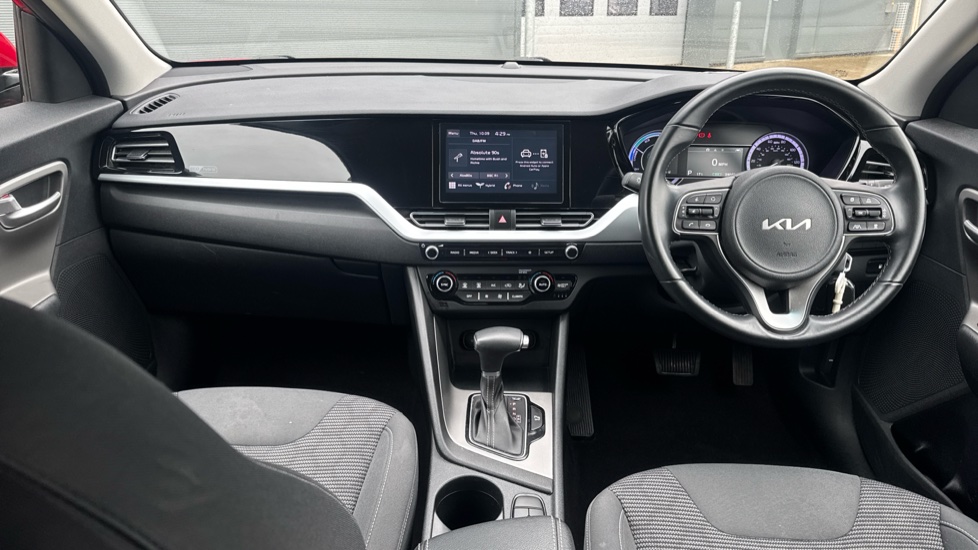 Kia Niro 1.6 GDi Hybrid 2 5dr DCT Hybrid Estate - Image 10