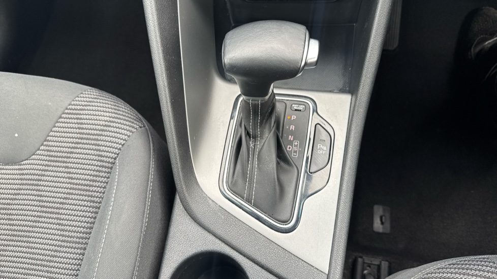 Kia Niro 1.6 GDi Hybrid 2 5dr DCT Hybrid Estate - Image 38