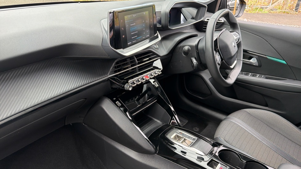 Peugeot 208 100kW Allure Premium 50kWh 5dr Auto Electric Hatchback - Image 9