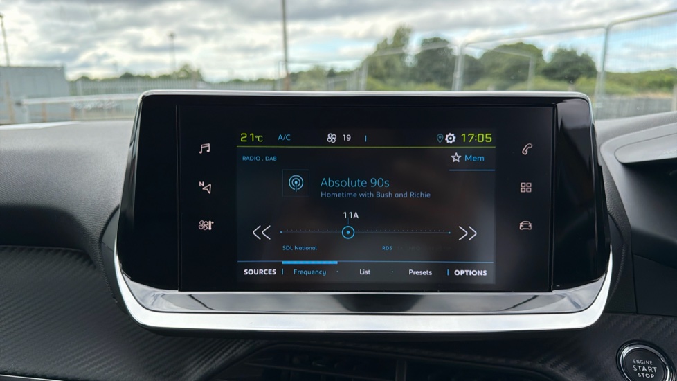 Peugeot 208 100kW Allure Premium 50kWh 5dr Auto Electric Hatchback - Image 12