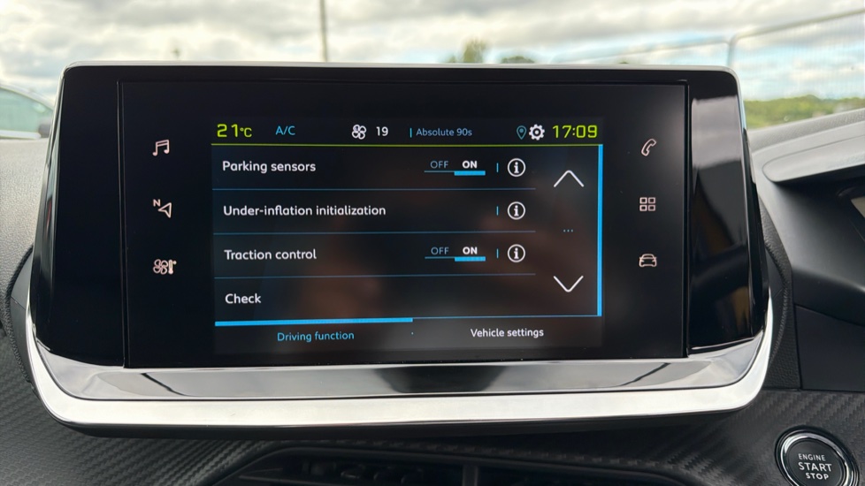 Peugeot 208 100kW Allure Premium 50kWh 5dr Auto Electric Hatchback - Image 25
