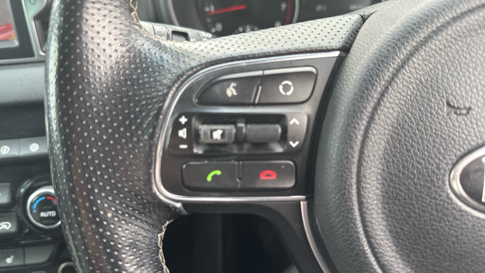 Kia Sportage 1.6T GDi GT-Line S 5dr DCT Auto [AWD] Petrol Estate - Image 24