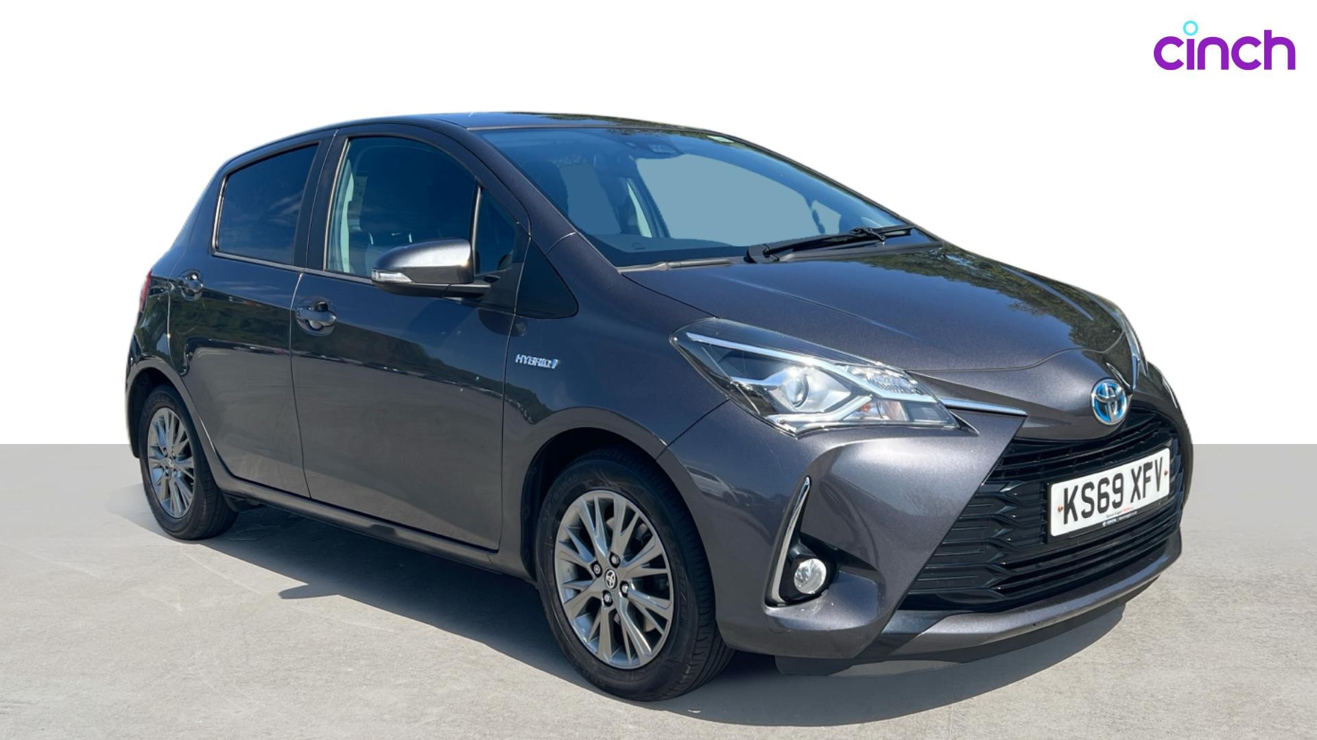Toyota Yaris dealer public-web source image