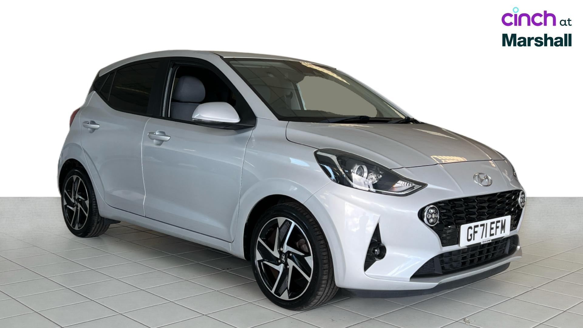 Hyundai i10 listing photo