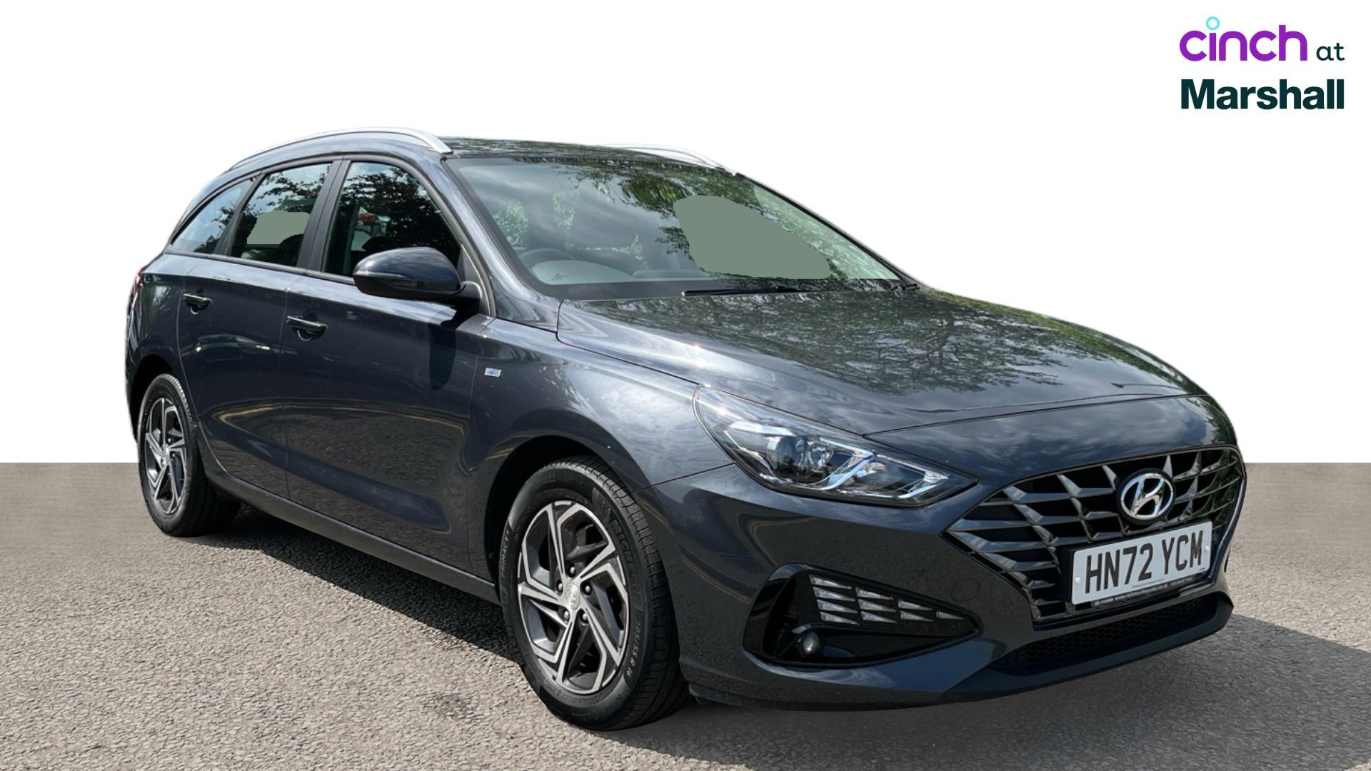 Hyundai i30 listing photo