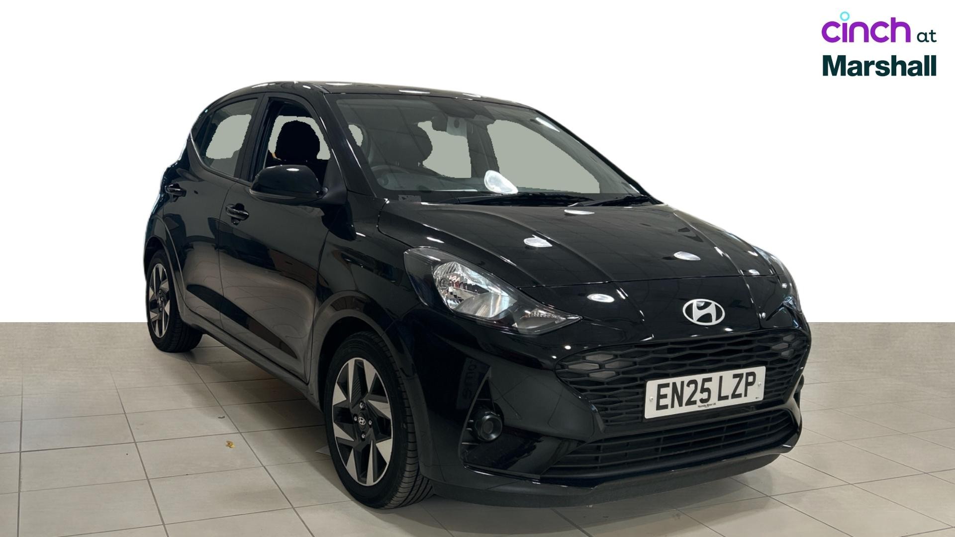 Hyundai i10 listing photo