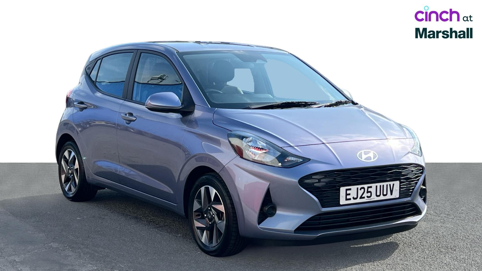Hyundai i10 listing photo