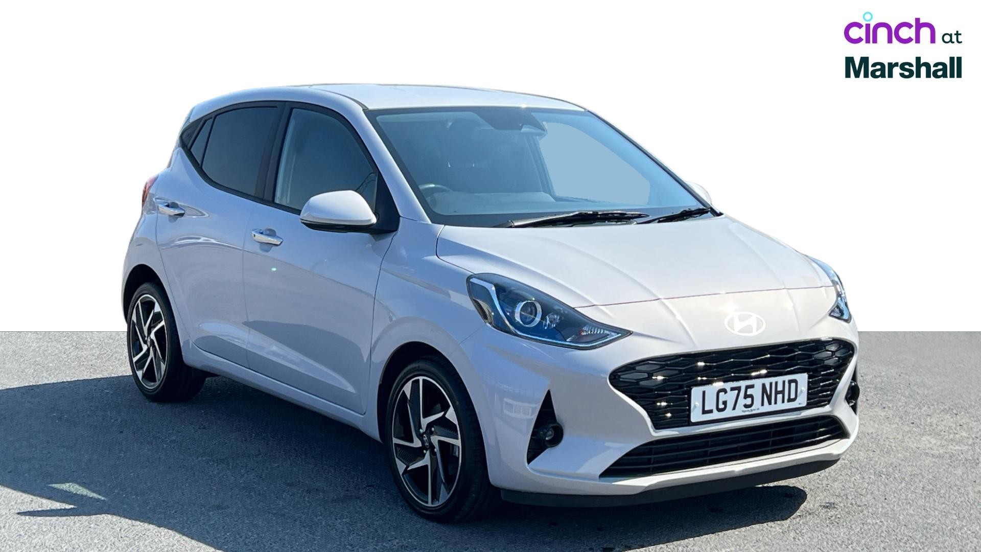 Hyundai i10 listing photo