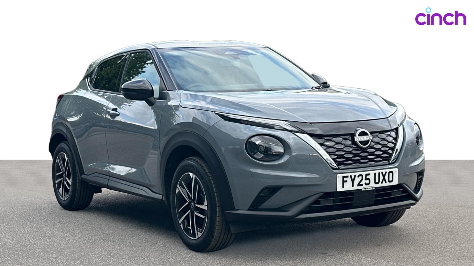 Nissan Juke listing photo
