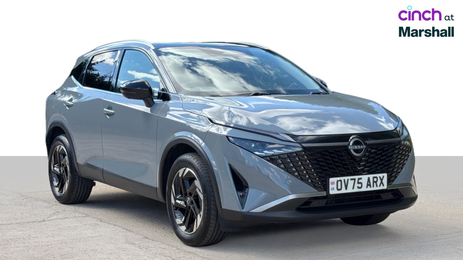 Nissan Qashqai listing photo