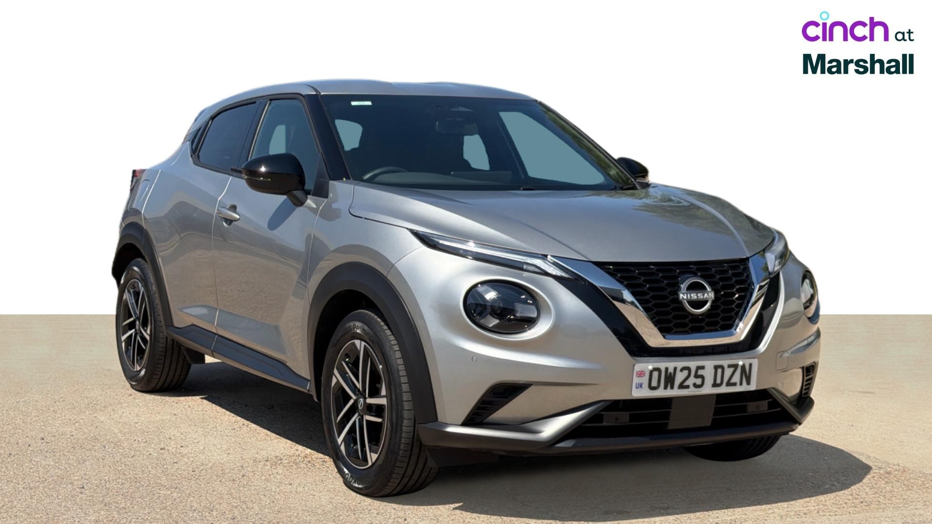 Nissan Juke listing photo
