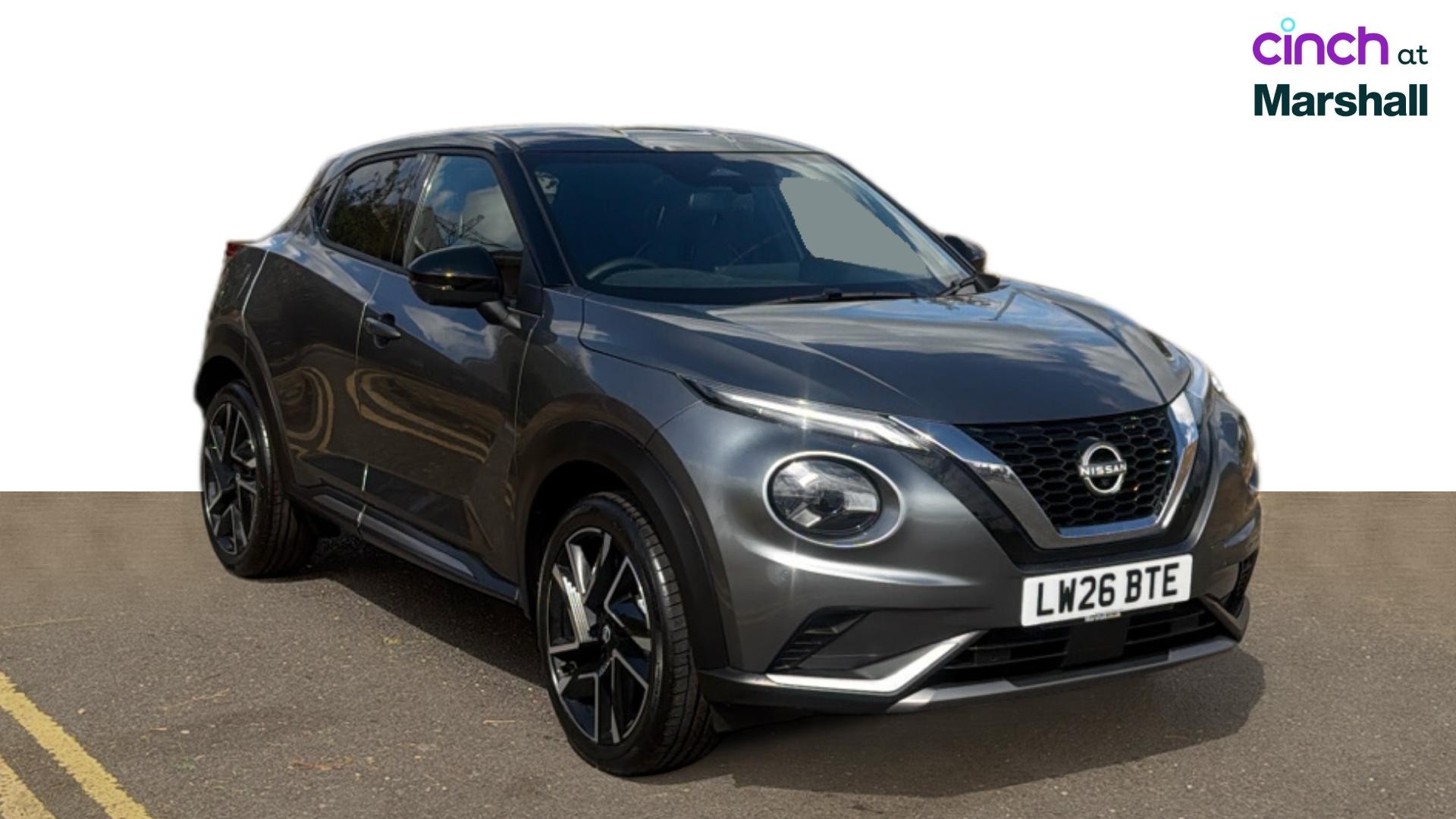 Nissan Juke listing photo