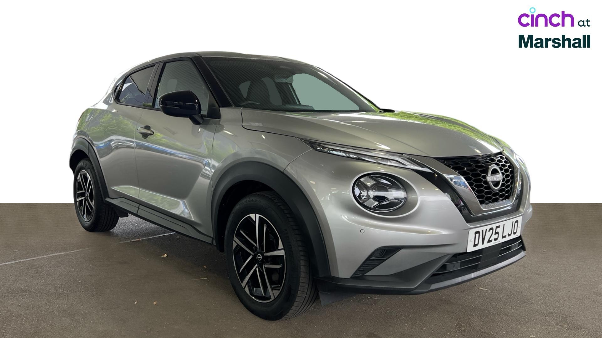 Nissan Juke listing photo