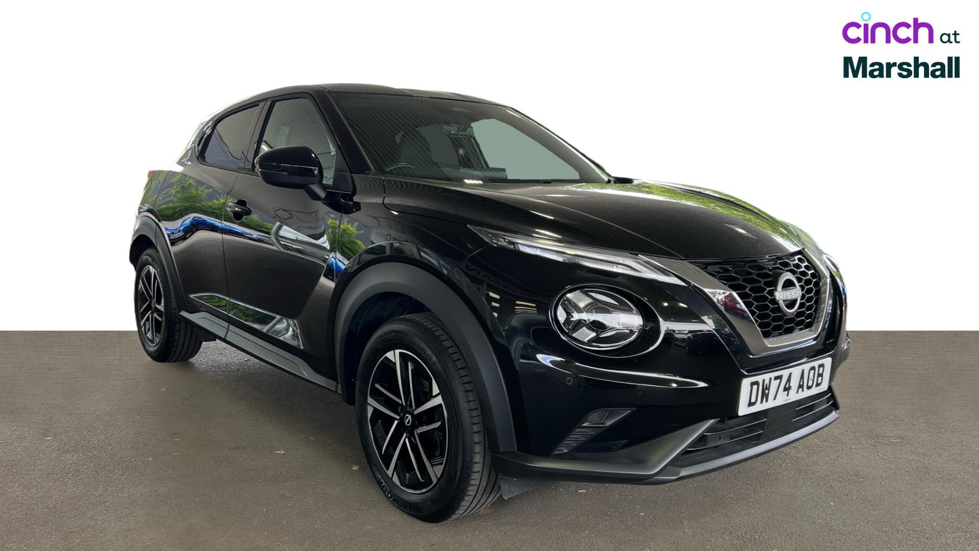 Nissan Juke listing photo