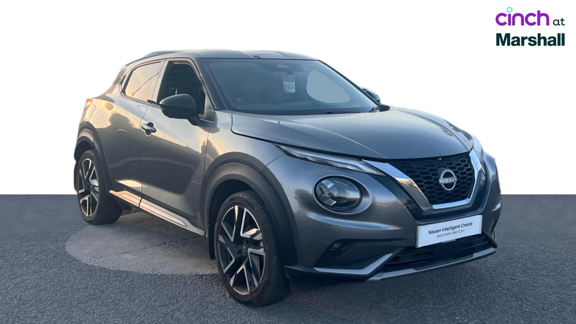 Nissan Juke listing photo