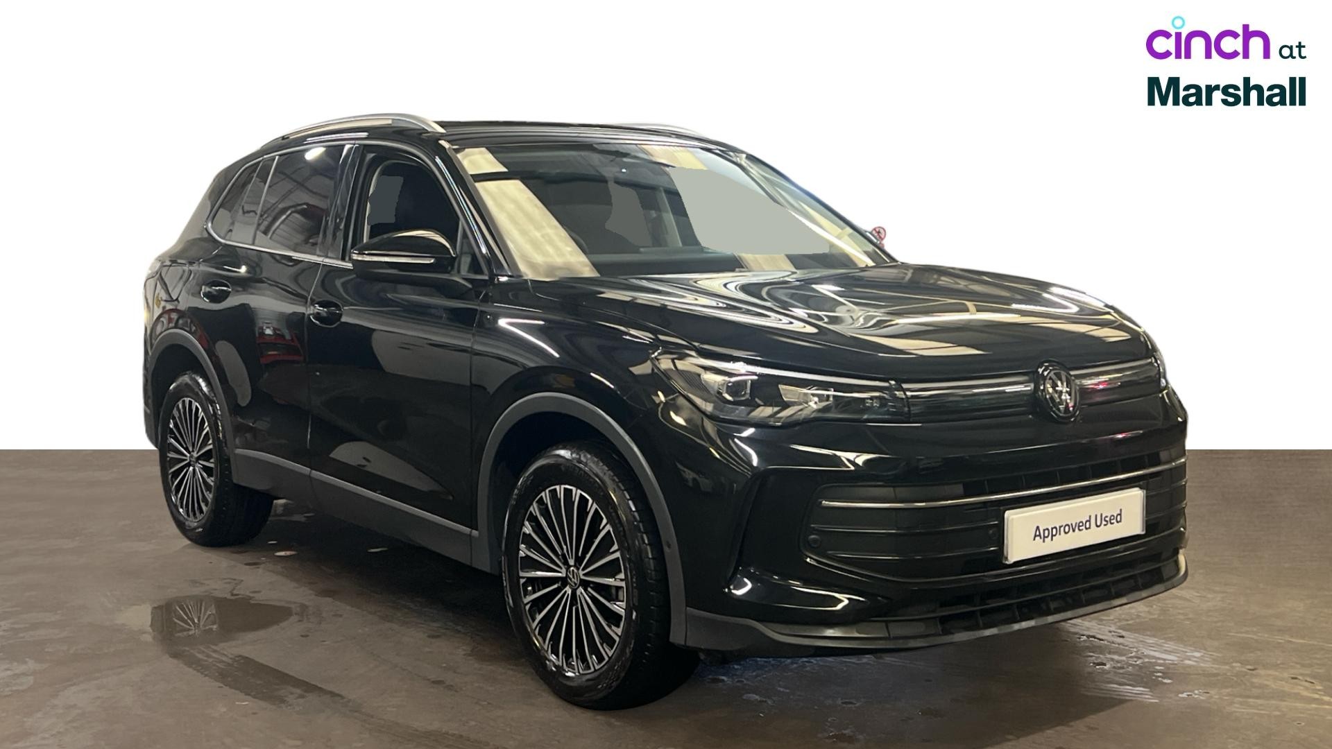 Volkswagen Tiguan dealer public-web source image