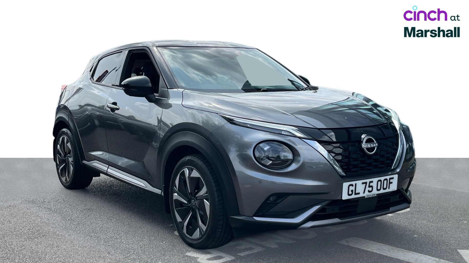 Nissan Juke listing photo