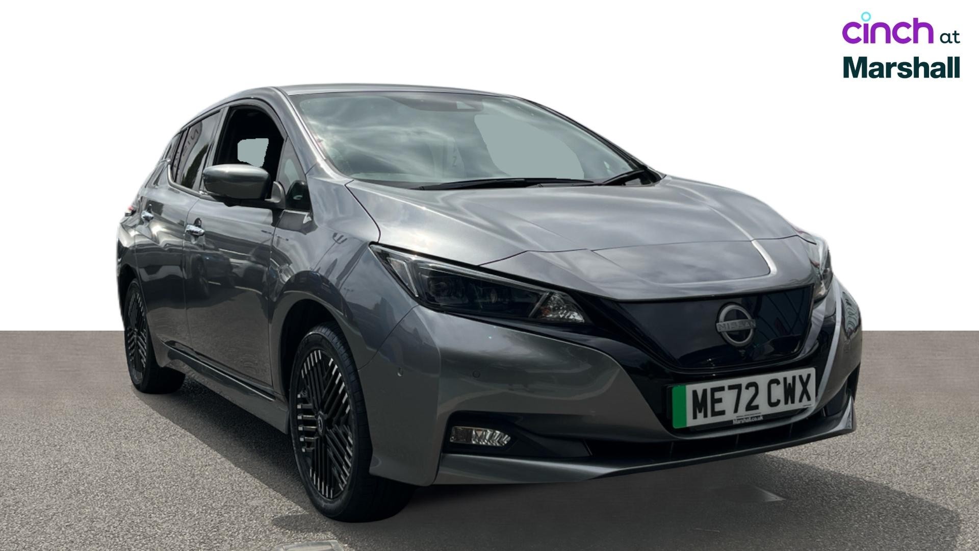 Nissan Leaf listing photo