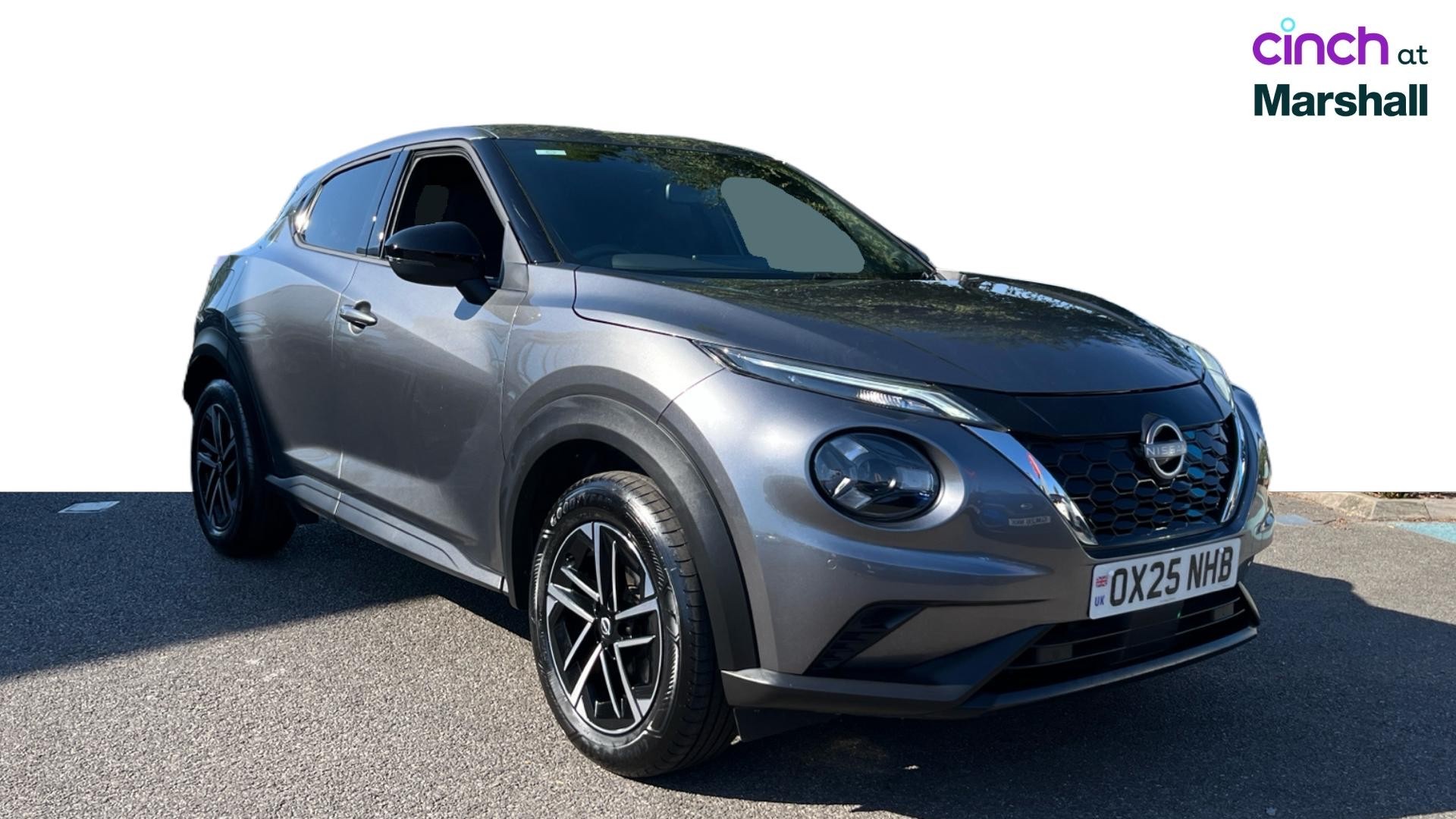 Nissan Juke listing photo