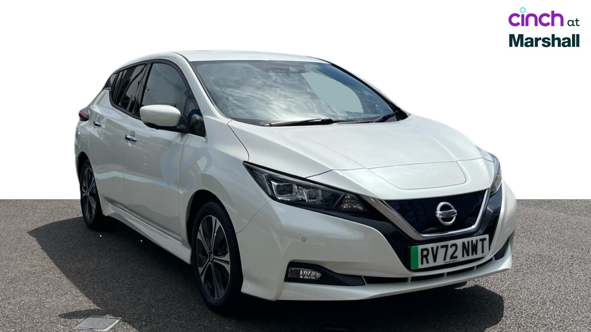 Nissan Leaf listing photo