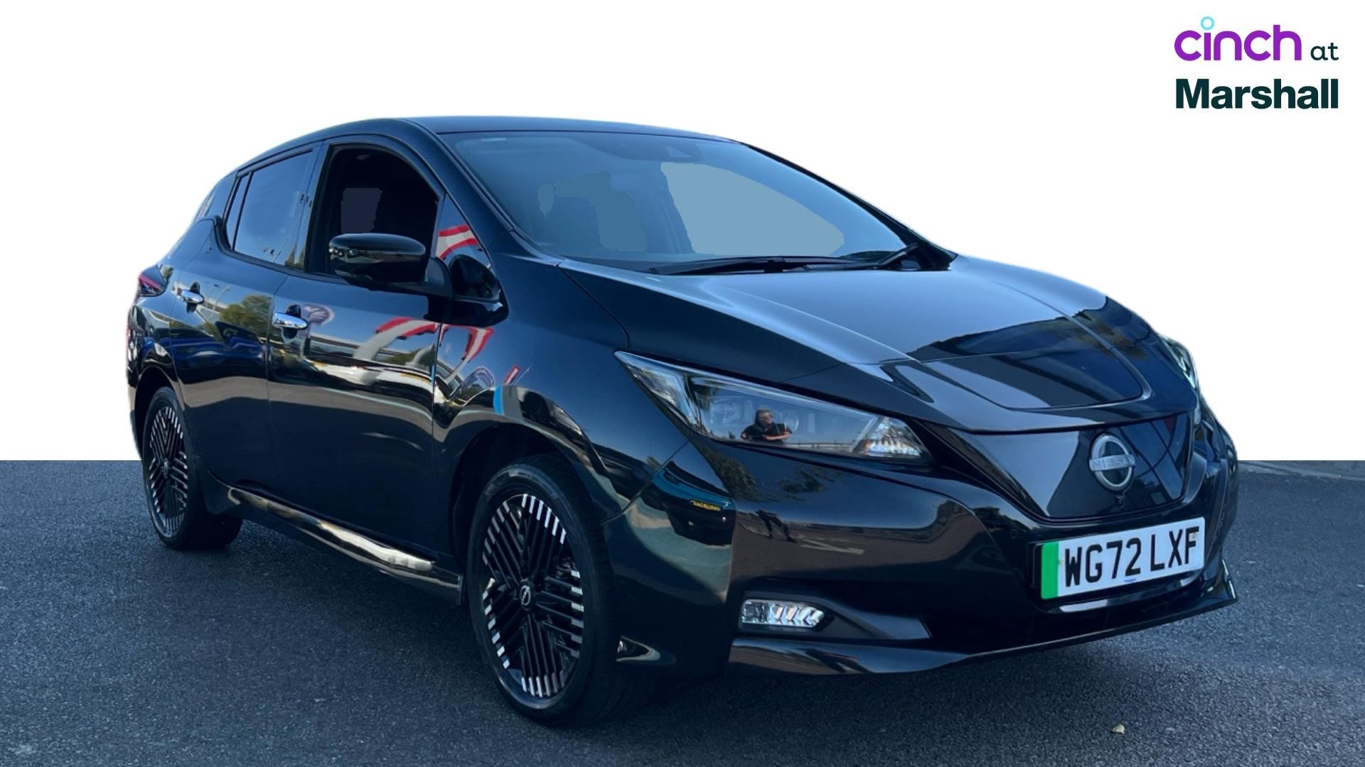 Nissan Leaf listing photo