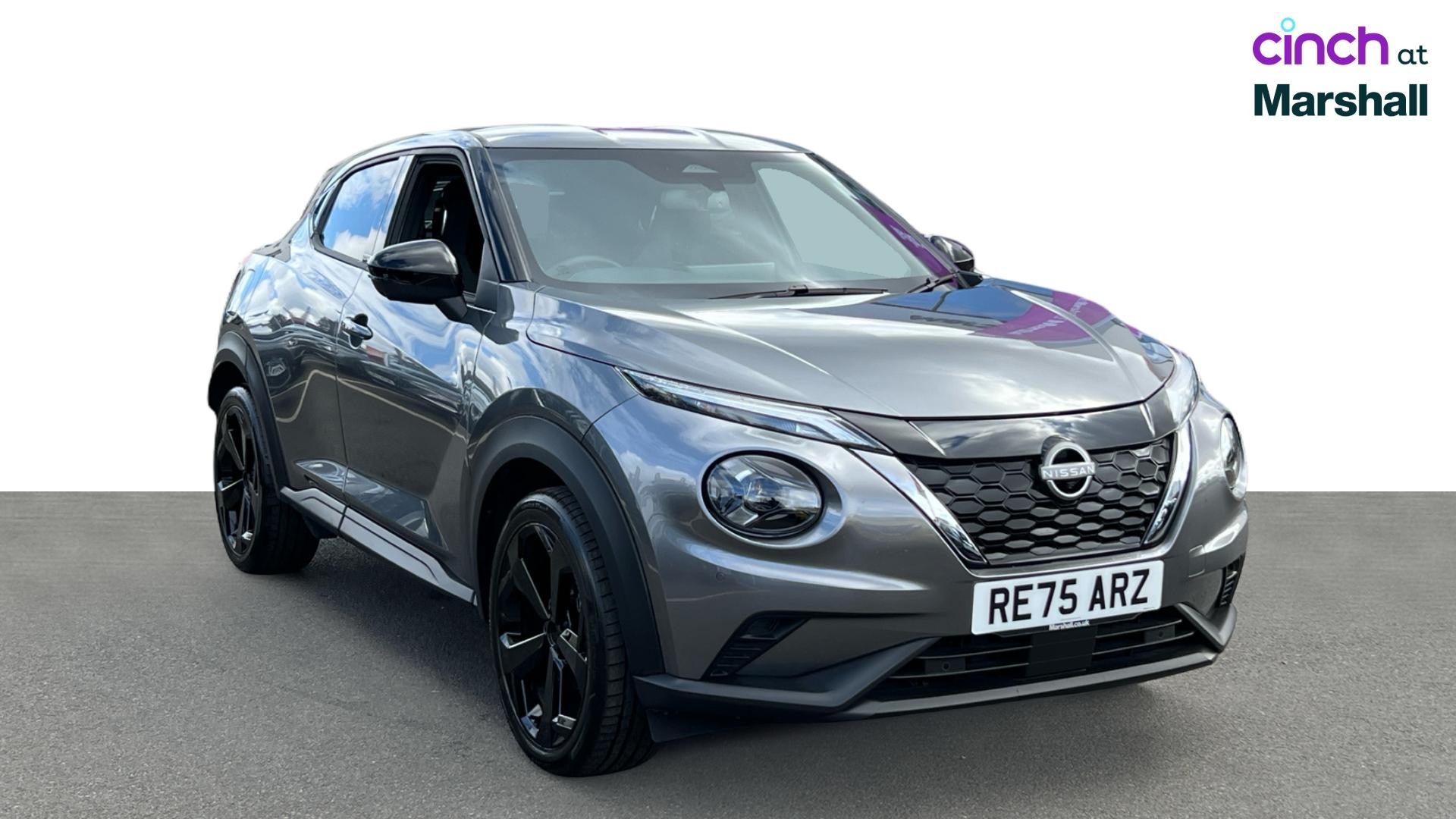 Nissan Juke listing photo
