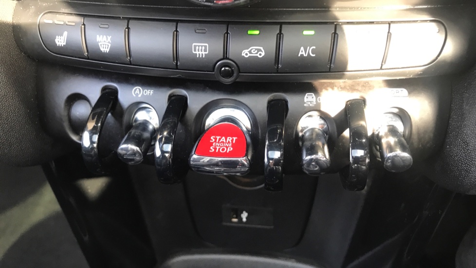 MINI Hatchback 2.0 Cooper S Sport II 3dr Auto Petrol Hatchback - Image 31