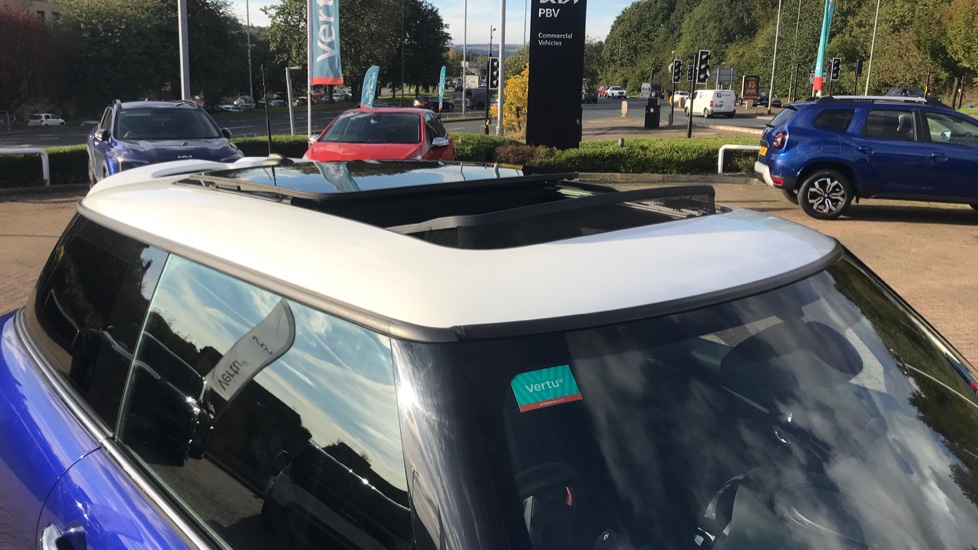 MINI Hatchback 2.0 Cooper S Sport II 3dr Auto Petrol Hatchback - Image 39
