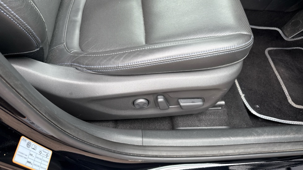 Hyundai KONA 150kW Ultimate 64kWh 5dr Auto Electric Hatchback - Image 33