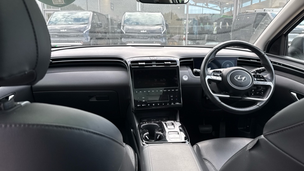 Hyundai TUCSON 1.6 TGDi Plug-in Hybrid Ultimate 5dr 4WD Auto Estate - Image 10