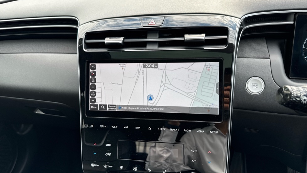 Hyundai TUCSON 1.6 TGDi Plug-in Hybrid Ultimate 5dr 4WD Auto Estate - Image 12