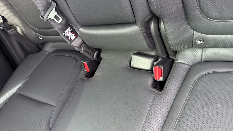 Hyundai TUCSON 1.6 TGDi Plug-in Hybrid Ultimate 5dr 4WD Auto Estate - Image 17