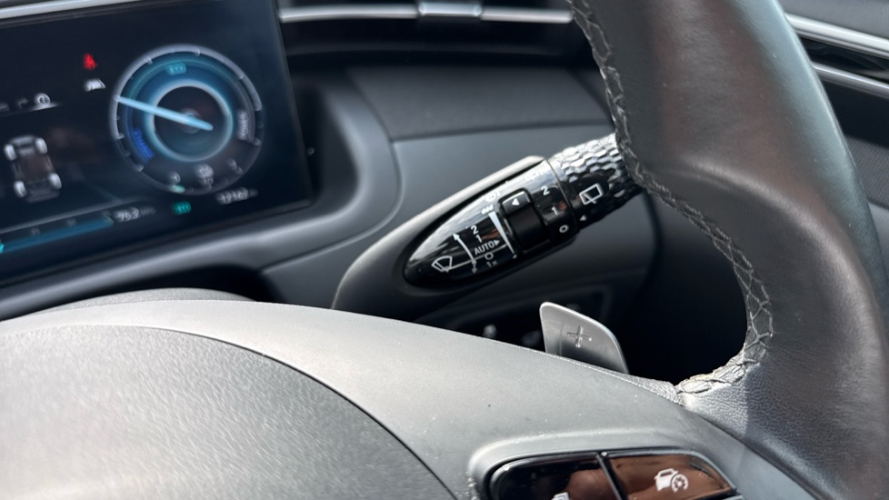 Hyundai TUCSON 1.6 TGDi Plug-in Hybrid Ultimate 5dr 4WD Auto Estate - Image 23