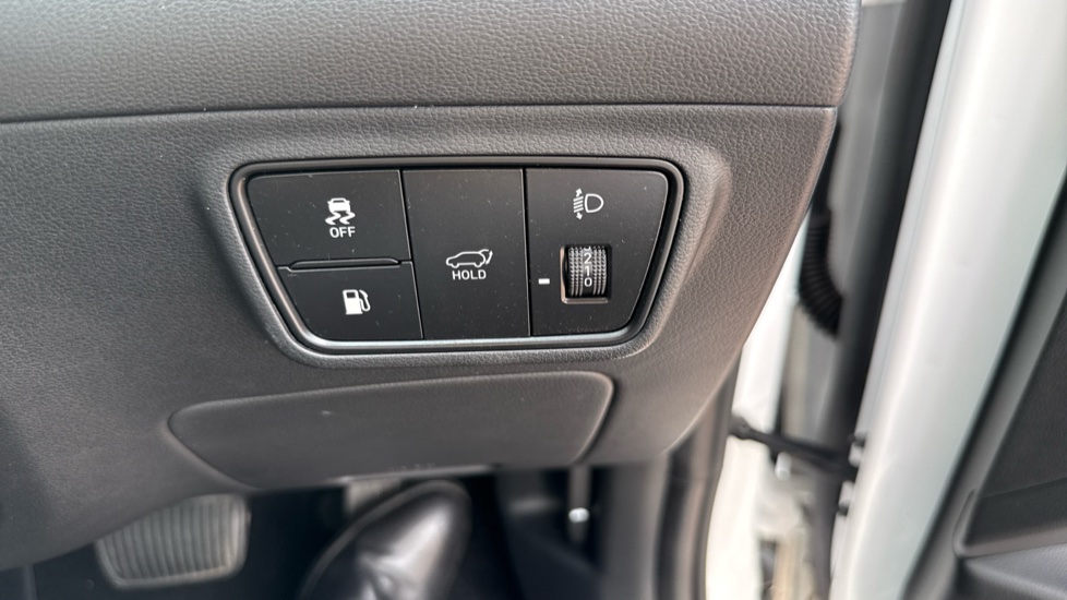 Hyundai TUCSON 1.6 TGDi Plug-in Hybrid Ultimate 5dr 4WD Auto Estate - Image 27