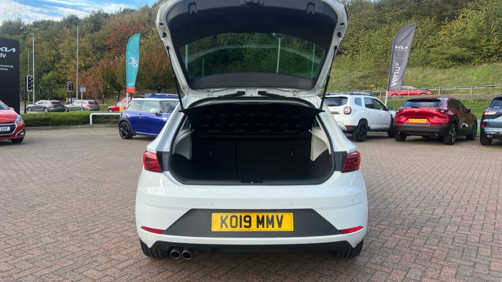 SEAT Leon 2.0 TSI 190 FR [EZ] 5dr DSG Petrol Hatchback - Image 4