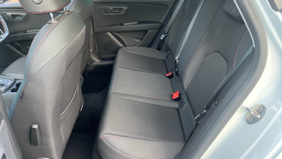 SEAT Leon 2.0 TSI 190 FR [EZ] 5dr DSG Petrol Hatchback - Image 16