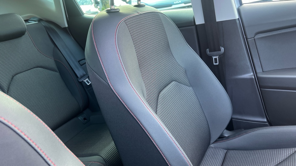 SEAT Leon 2.0 TSI 190 FR [EZ] 5dr DSG Petrol Hatchback - Image 35