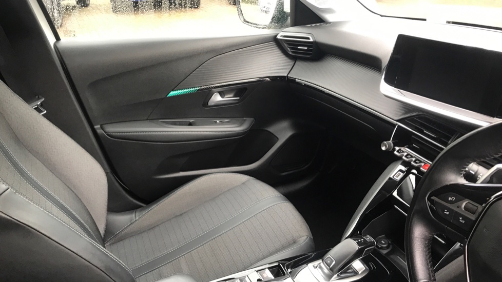 Peugeot 208 1.2 PureTech 130 Allure 5dr EAT8 Petrol Hatchback - Image 14
