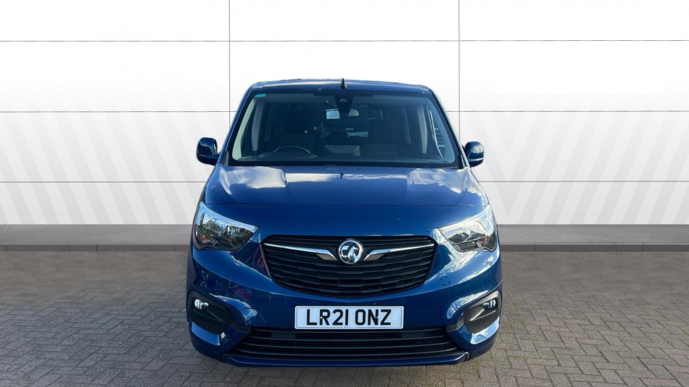 Vauxhall Combo Life 1.5 Turbo D SE 5dr [7 seat] Diesel Estate - Image 3