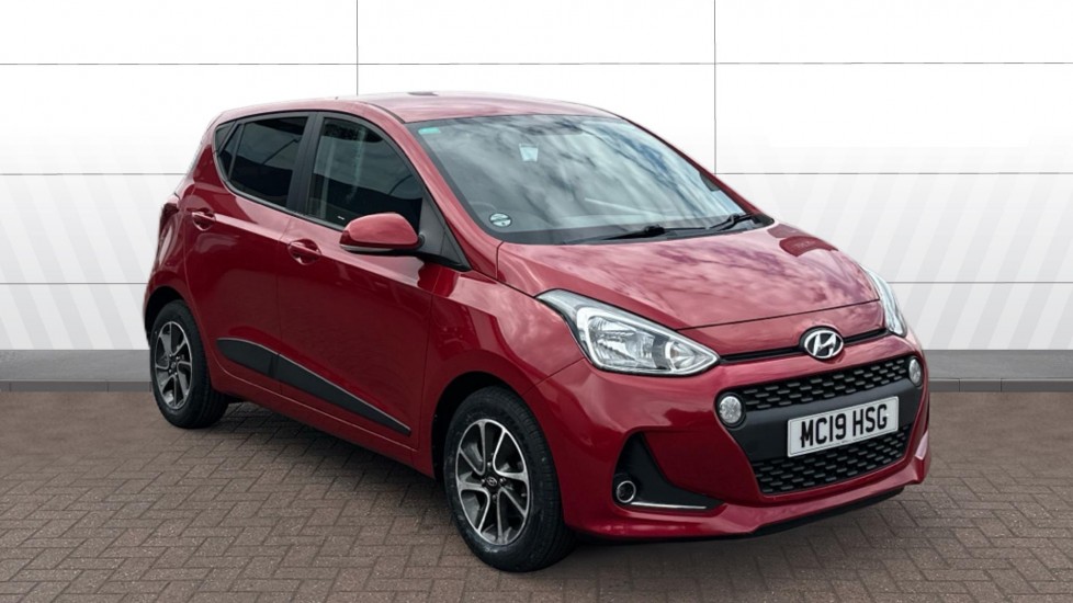Hyundai i10 1.2 Premium 5dr Auto Petrol Hatchback - Image 1