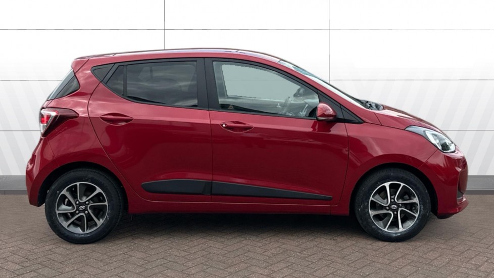 Hyundai i10 1.2 Premium 5dr Auto Petrol Hatchback - Image 5
