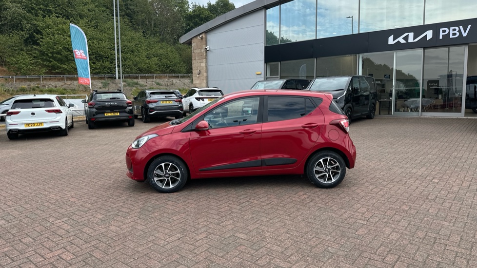 Hyundai i10 1.2 Premium 5dr Auto Petrol Hatchback - Image 24