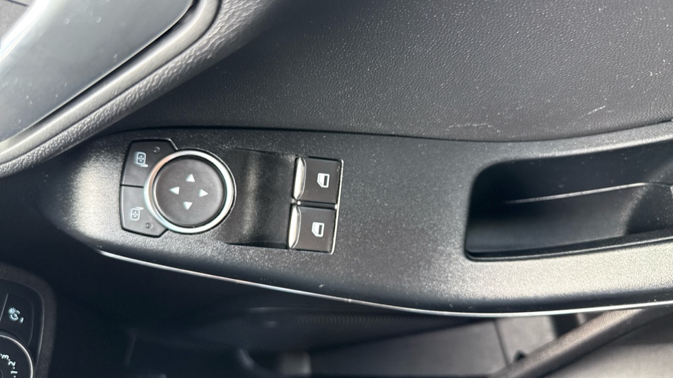 Ford Fiesta 1.0 EcoBoost 140 ST-Line 3dr Petrol Hatchback - Image 25