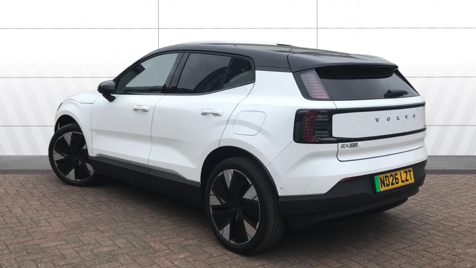 Volvo EX30 315kW Twin Motor Performance Ultra 69kWh 5dr Auto Electric Estate - Image 2