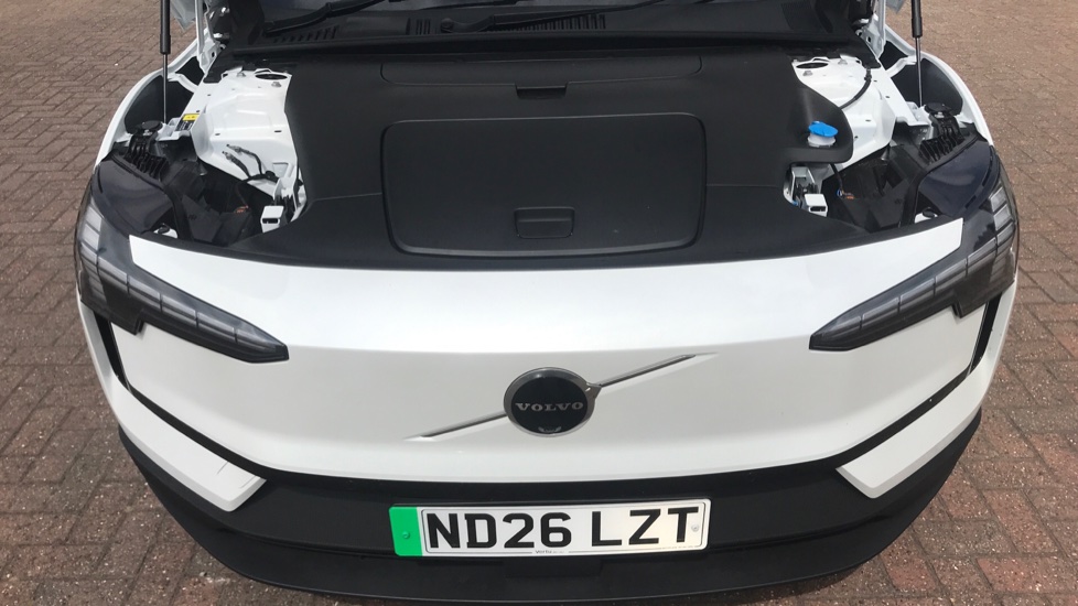 Volvo EX30 315kW Twin Motor Performance Ultra 69kWh 5dr Auto Electric Estate - Image 8